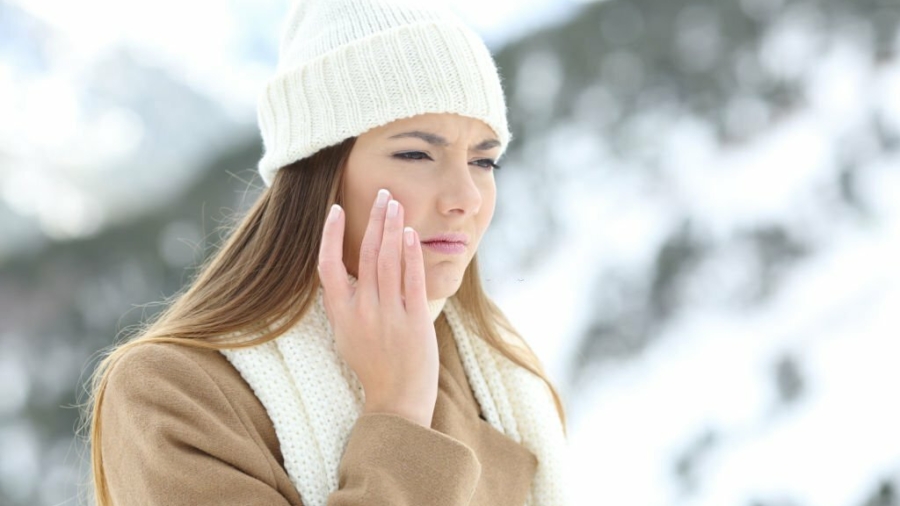 Hautprobleme im Winter: Wie Sie trockene und rissige Haut in den Griff bekommen
